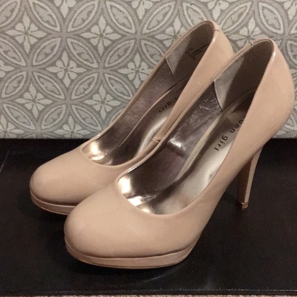 Madden Girl Shoes - Madden girl nude patent pumps